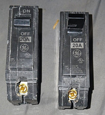 GE THQL1120 Lot of 2 20A 1-Pole 120/240V AC Plug-In SWD HACR Breaker