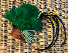 Vintage Decorative Hair Comb With Green Black  Yellow Feathers