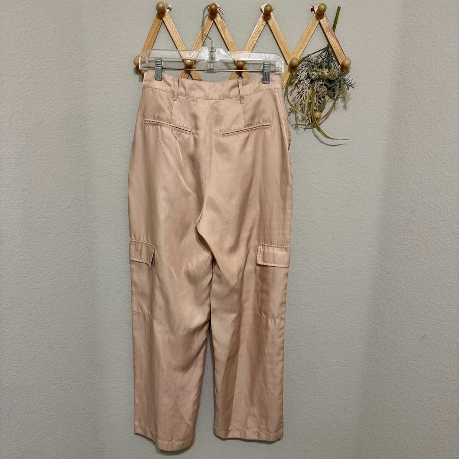 Love, Whit by Whitney Port Pink Cargo Trouser Pants Size 6