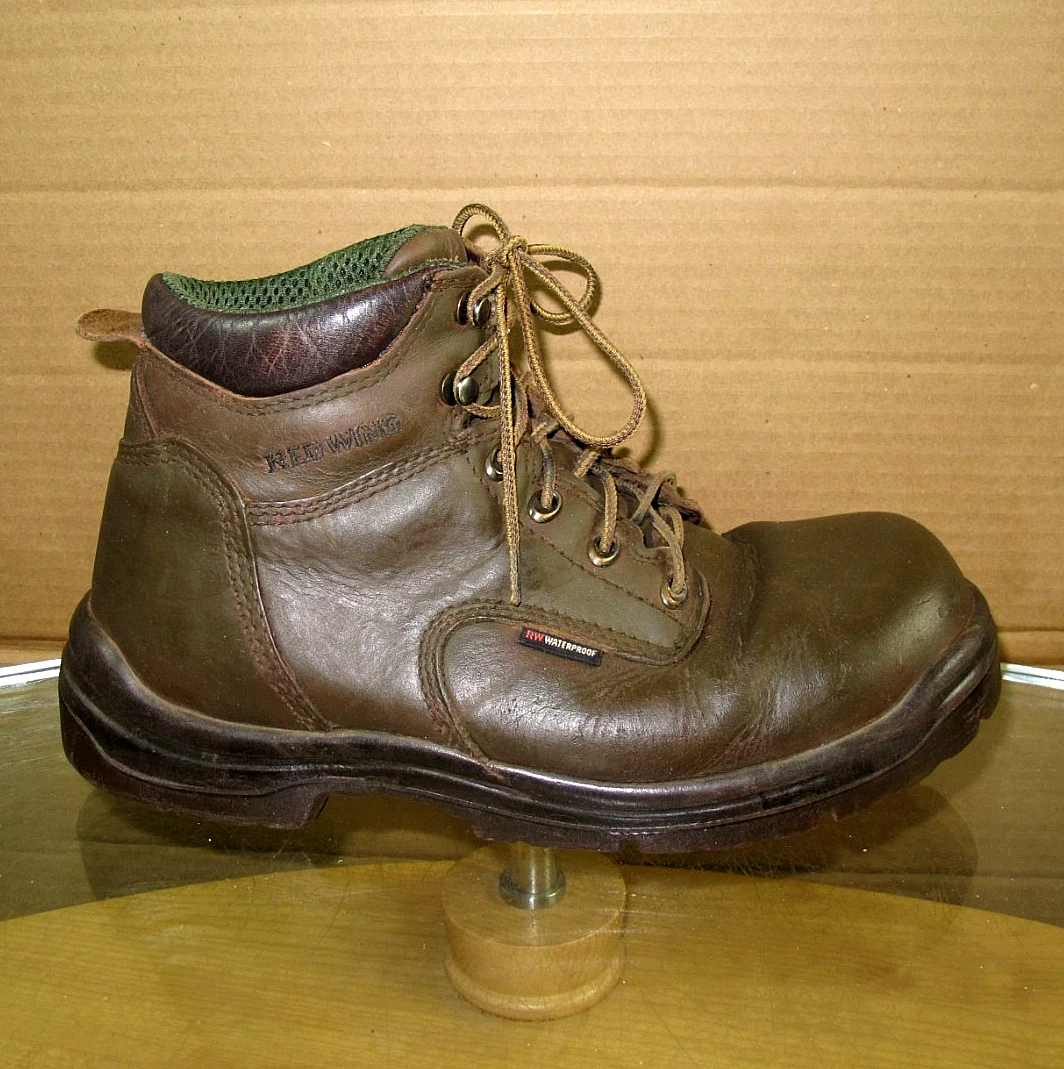 Red Wing King toe Waterproof Soft Toe Lace Up Leather Work Boots Size 9