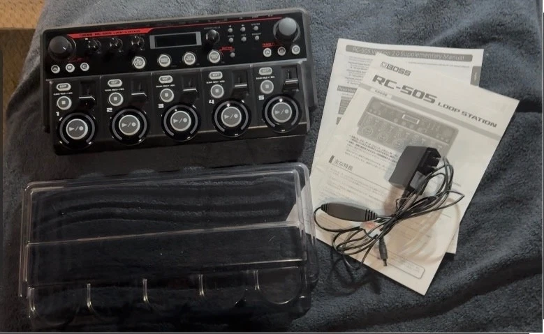 Estación de bucle Boss RC-505 con cubierta Decksaver excelente estado ¡Gran oferta!!! Foto 2 de 4