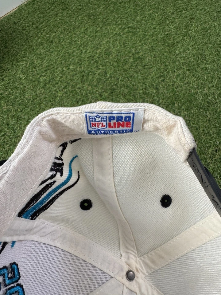Sombrero Deportivo Vintage Años 90 Carolina Panthers Corte Diamante Logo NFL Foto 3 de 3