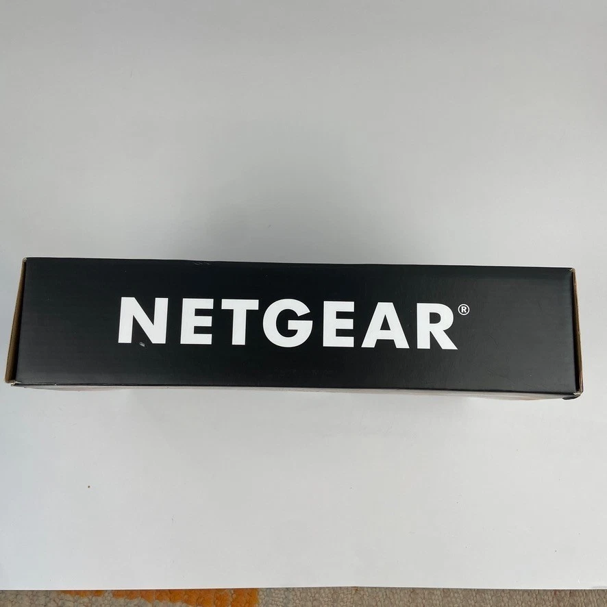 Netgear Nighthawk R6900 AC1900 Smart WiFi Router Dual Band Gigabit New - Image 3 of 4