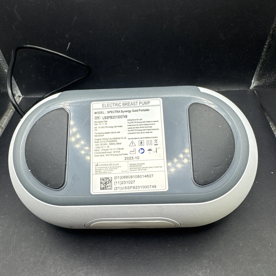 Unidad extractora de leche eléctrica doble portátil Spectra Synergy Gold, cargador SOLO Foto 4 de 4
