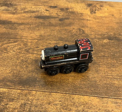 Thomas & Friends Wooden Railway Douglas Train Engine 2002 Brio Style Used Toy