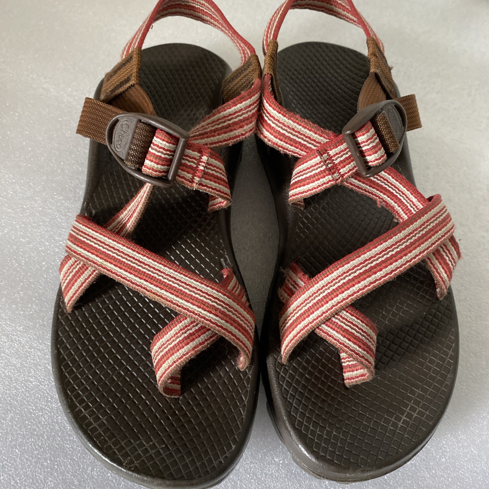 APL Scarpe sandali Chaco con cinturino rosso supporto Vibram donna TG W8