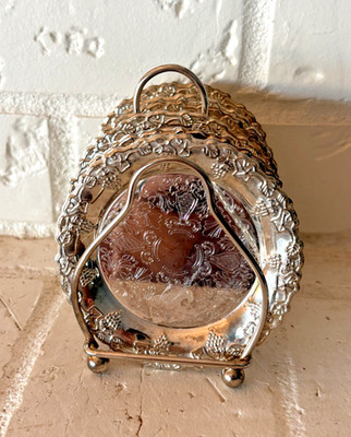 Vintage Queen Anne Style Silver Tone Coaster Set Holder Ornate Grapevine Design