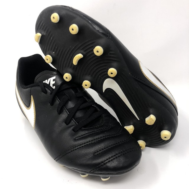nike tiempo soccer cleats