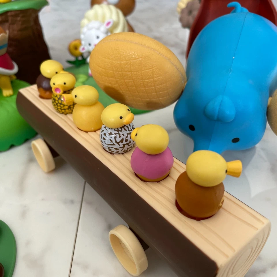 Mister Donut  Animal Characters figure set very rare pon de lion - Image 3 of 4