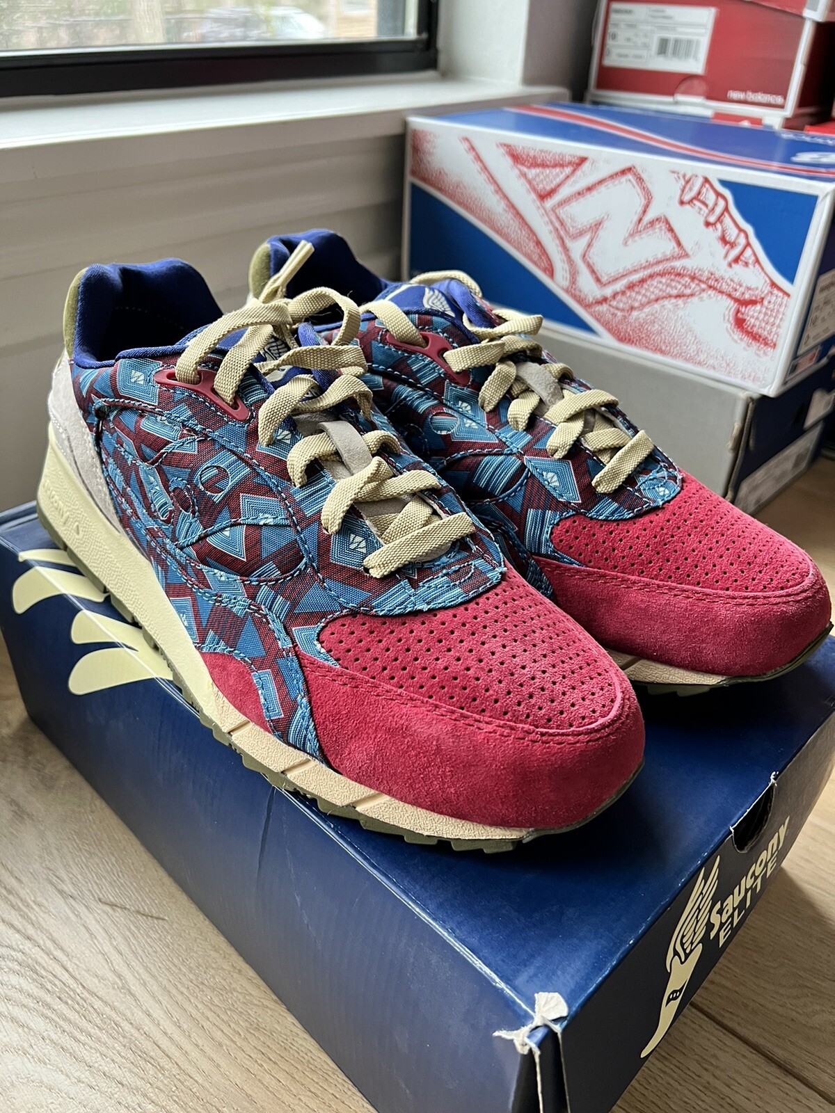 Size 10.5 - Saucony Shadow 6000 x Bodega Tribal Red