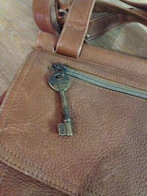 Vtg Fossil Brown Leather Crossbody Bag Purse 1954 Key 75082  display picture 1