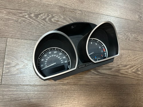 BMW Z4 E85 Tacho manuell 6957544