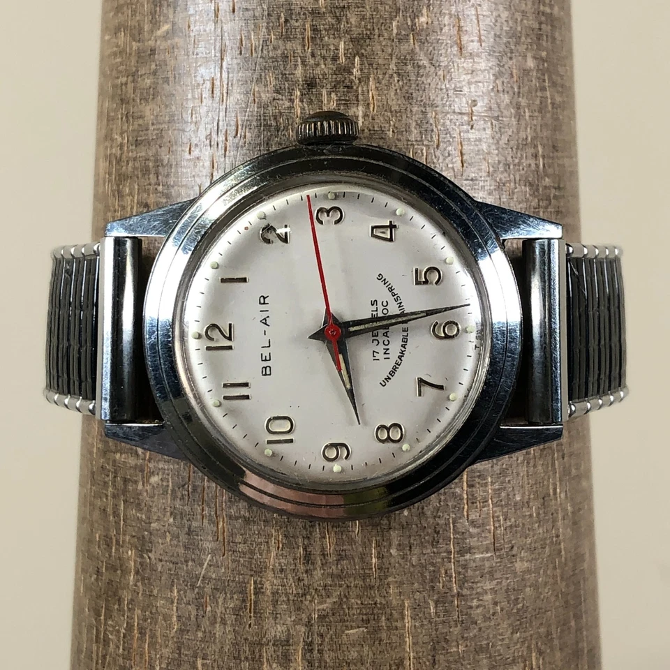 Reloj mecánico de cuerda vintage Bel-Air para hombre Incabloc correa de expansión negra 6 1/2" Foto 2 de 4