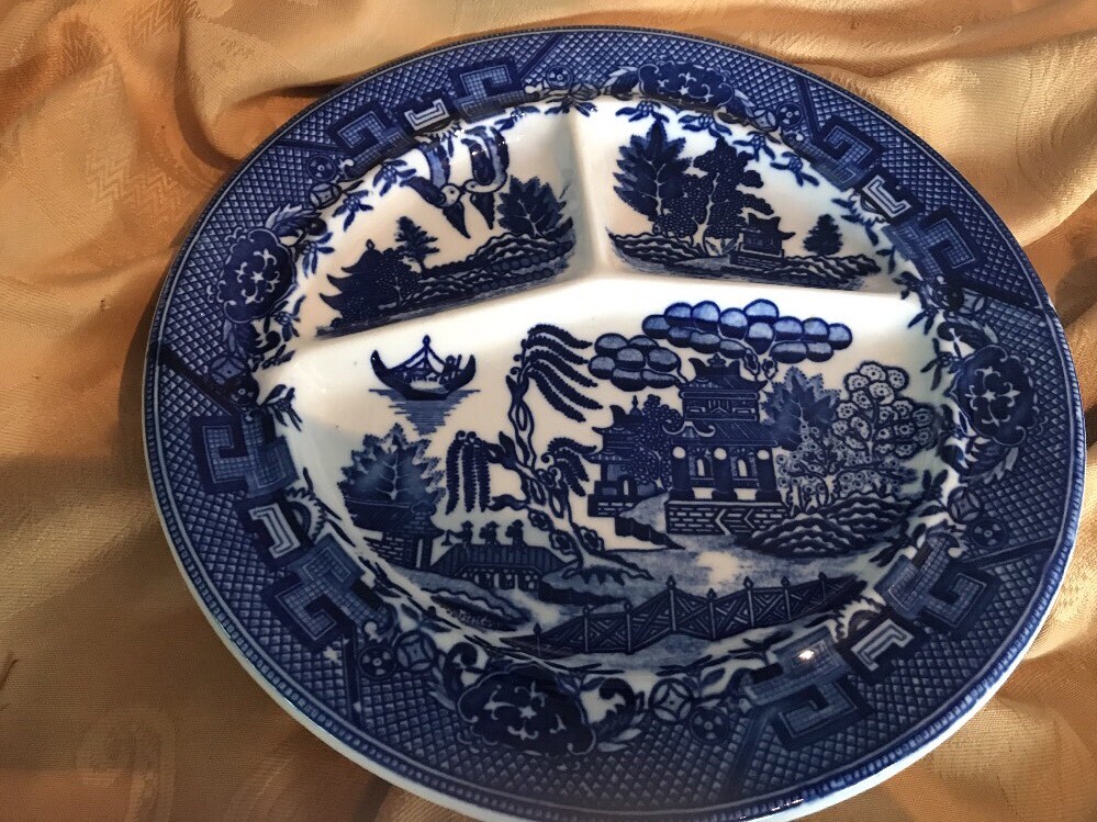 Vintage MORIYAMA Flow Blue Divided Plate Grill Plate BLUE WILLOW