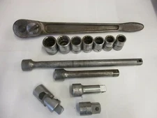 J.H Williams 13 pc 3/4" Drive "Superratchet" /12 Point SAE Sockets / Extensions