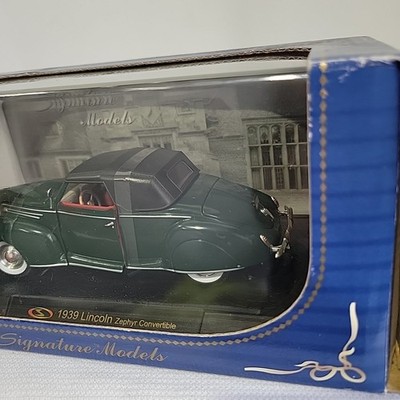 Signature Models 1939 Lincoln Zephyr Green Convertible 1:32 Scale