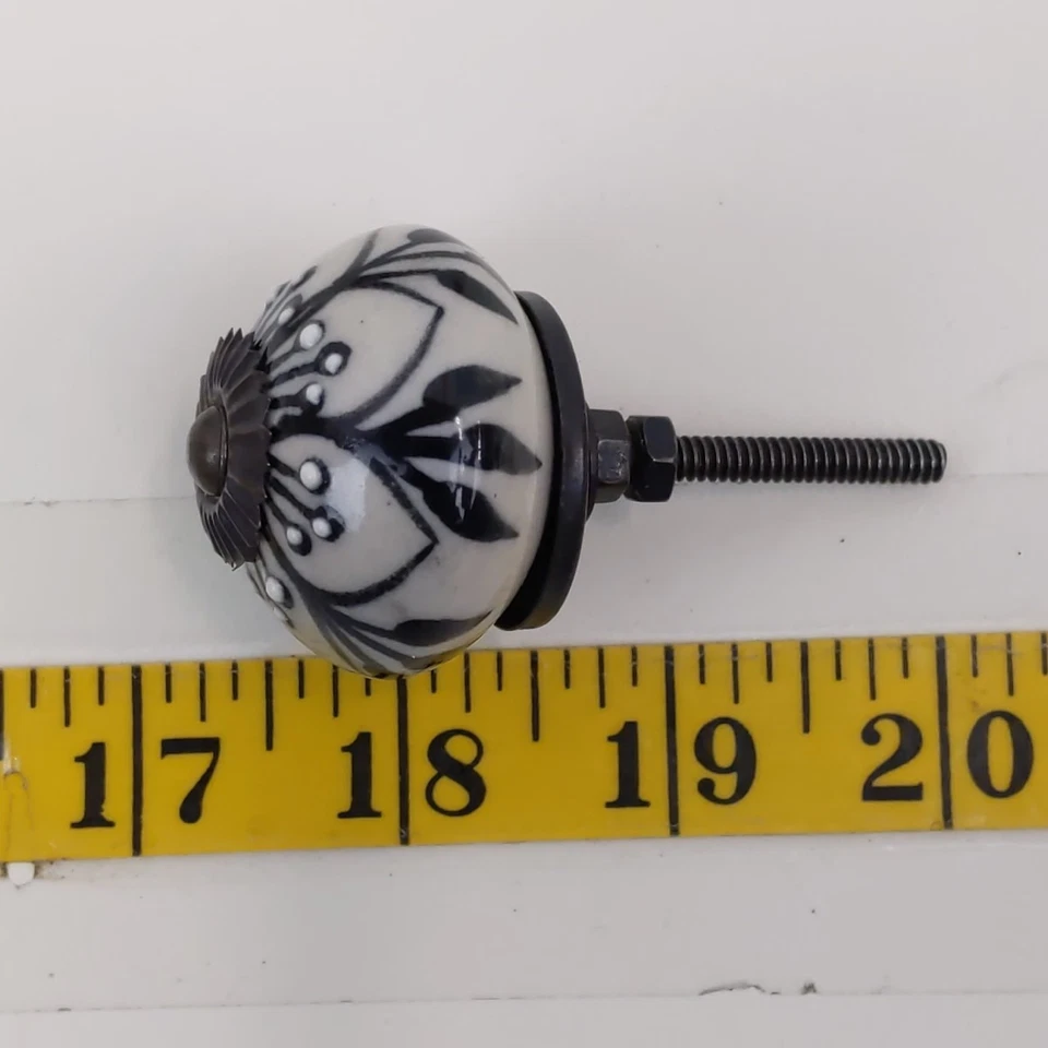 Set of 8 Black White Ceramic Flower Drawer Knobs Pulls Vintage Style Cabinet - Image 4 of 4