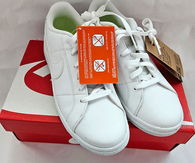 Nike Court Royale 2 Triple Women s Shoes US 7.5 White DH3159-100