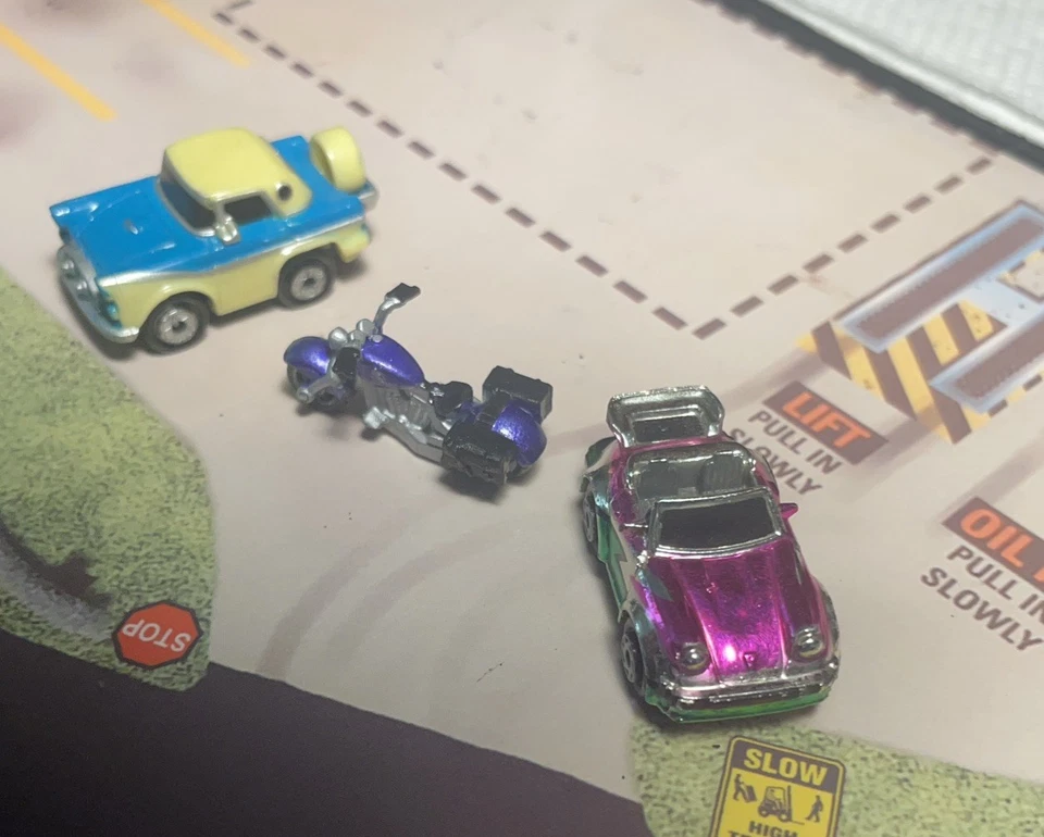 MicroMachines Sillín Escala Harley (Púrpura/Cromo) OTROS VEHÍCULOS NO INCLUIDOS  Foto 4 de 4