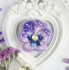 DIY Brooch Viola Kit Embroidery DIY Jewelry Making Beadwork b-021
