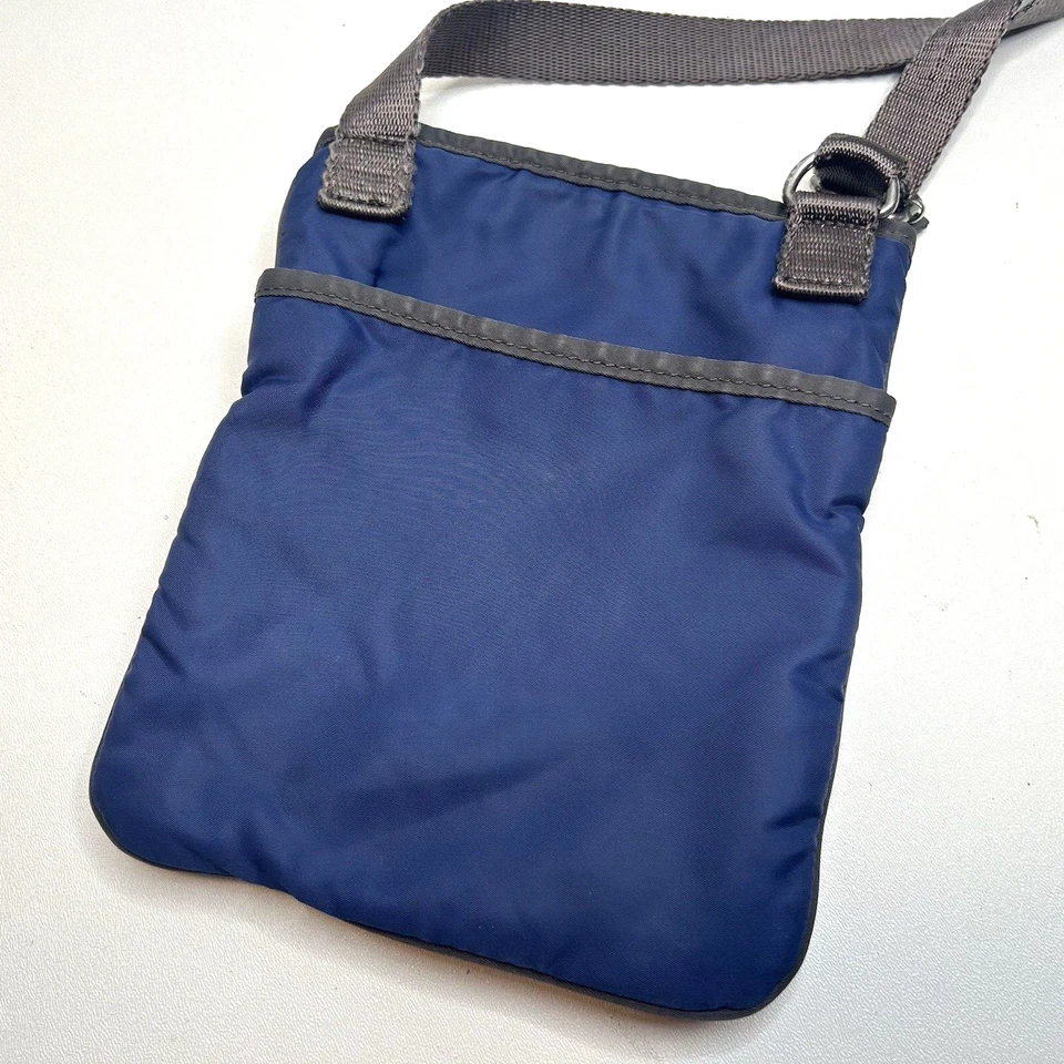 Легкая синяя стеганая нейлоновая сумочка через плечо ELLINGTON с регулируемым ремешком - Изображение 3 из 4