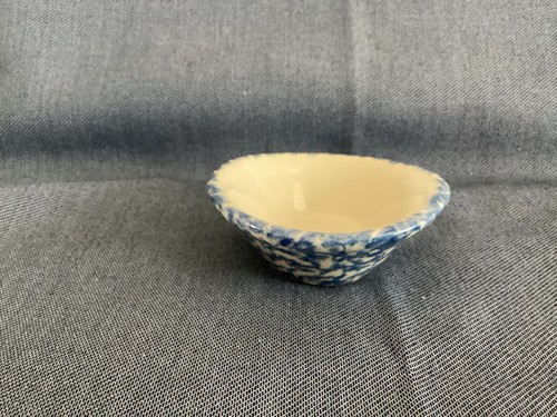 Vintage Henn Pottery Blue Spongeware Ring Or Tea Bag Holder Dish Very Small