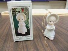 Precious Moments 1993 "Share in The Warmth of Christmas" by Enesco 527211