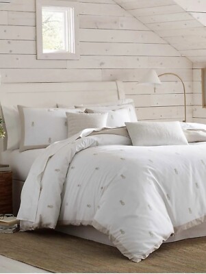 Brand new Southern Tide Queen 4 Piece Comforter Set Camana Bay Pineapple 