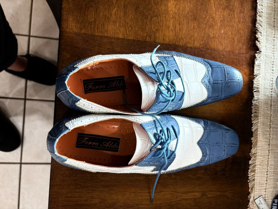 Ferro Aldo Men's Shoes Sz.8 Lace Up Blue and White Dress Faux Leather Wingtip. - Image 3 of 4
