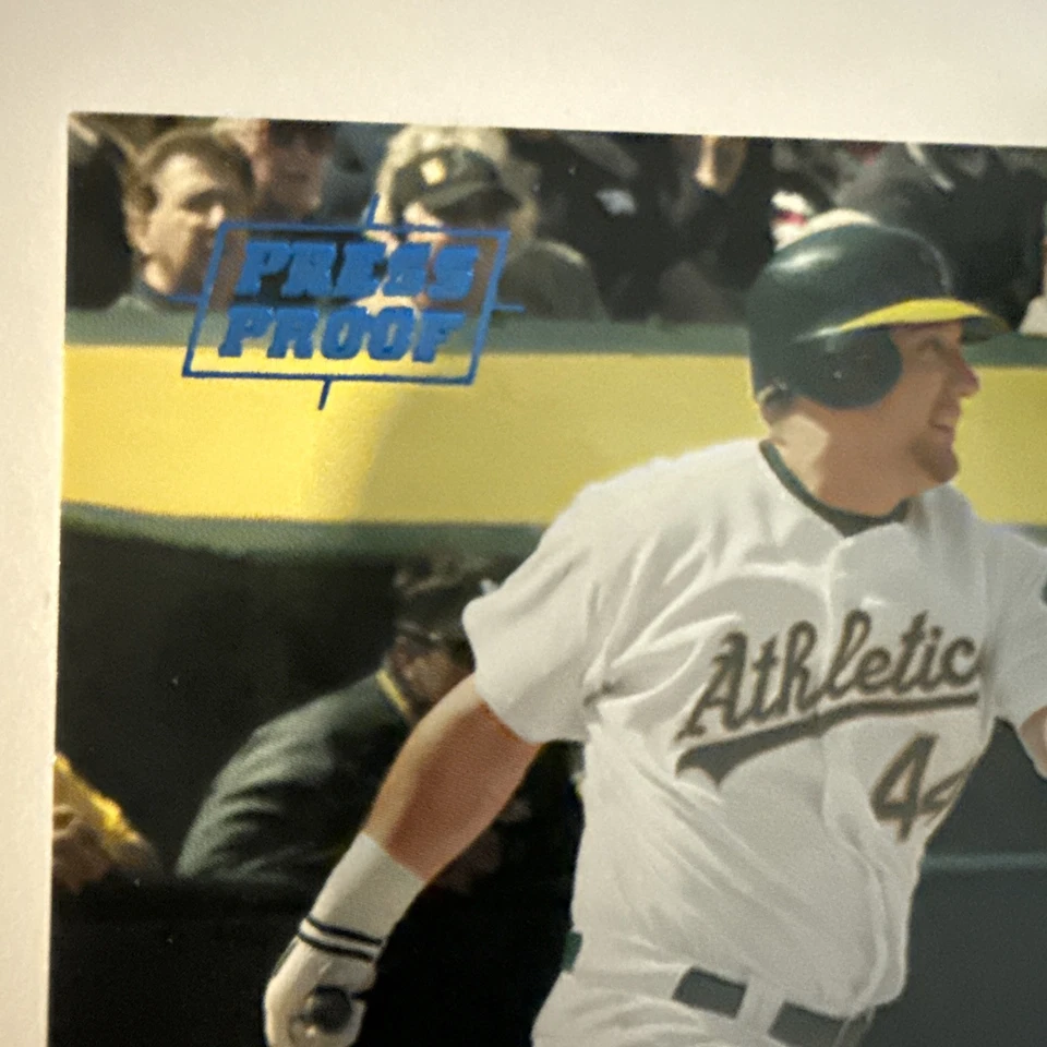 2004 Leaf #67 Press Proof Blue /100 Erubiel Durazo Oakland Athletics - Image 2 of 4