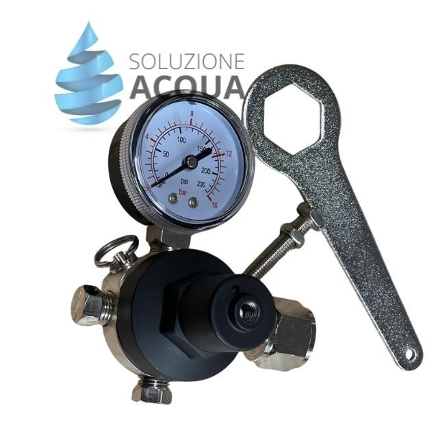 RIDUTTORE DI PRESSIONE CARBON TECH CO2 PER BOMBOLE 0-7 BAR - W21,8