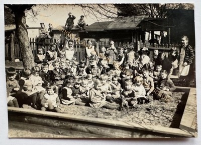 orig. Foto AK Kinder Fotografie Bild Photo Alt Kind um 1920 Weimar Kindergarten