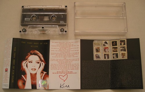 KIM WILDE THE VERY BEST *RARE BULGARIAN CASSETTE TAPE, MISPRESSED KIM WILD* - Picture 1 of 3