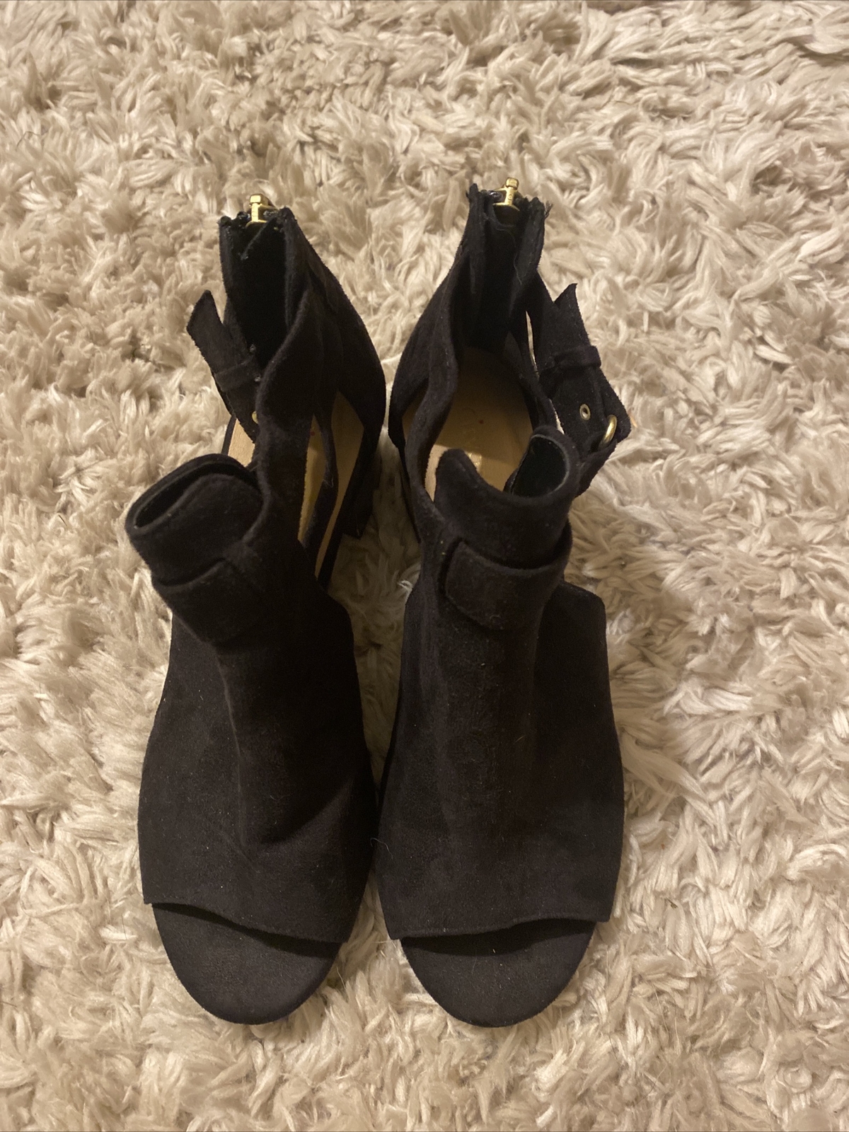 APL sandali classificati città