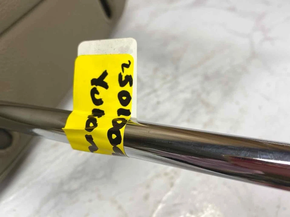 GMC Yukon front headrest 2015 to 2020 tan leather left or right side 23174197 - Image 3 of 4