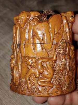 日昇黄杨木雕根付印笼Antique Japanese Boxwood Carving Women Shower