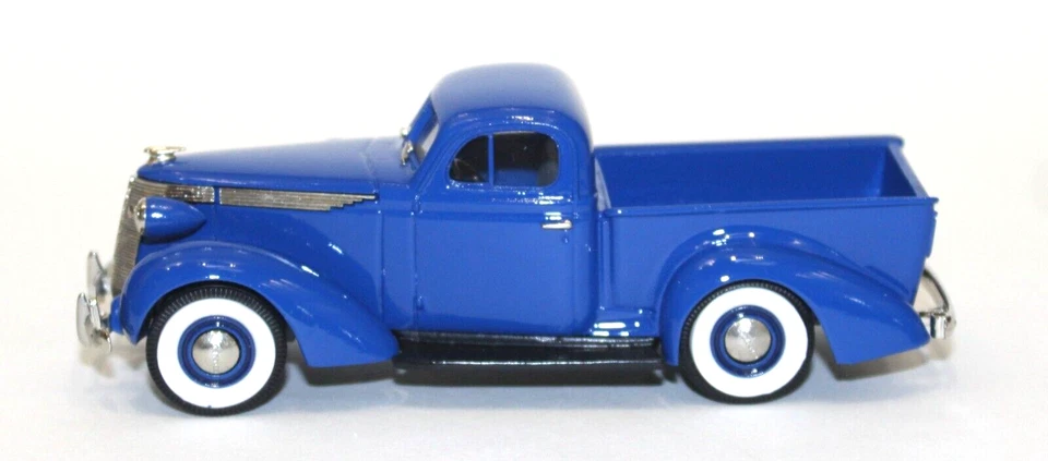 Brooklin Modelo EE. UU. Como Nuevo US-14 1937 Studebaker Cupé Express Pickup Azul Como Nuevo/Caja Foto 2 de 4