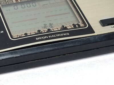 Bandai CROSS (the ROAD) HIGHWAY LCD electronic game watch BOXED