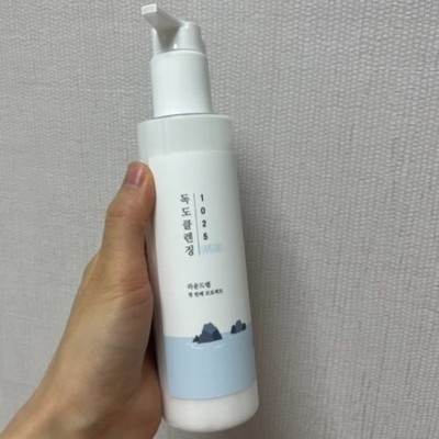 ROUND LAB 1025 Dokdo Cleansing Milk 200ml Moisturizing Cleanser Remove Makeup