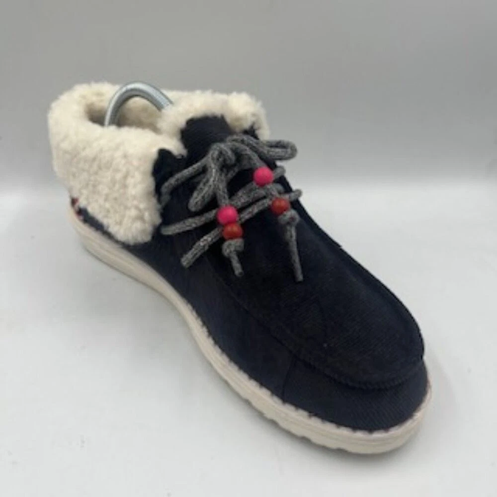 NEW Hey Dude Shoes Women's Size 7 Black Corduroy Sherpa Lined Lace Up NWT