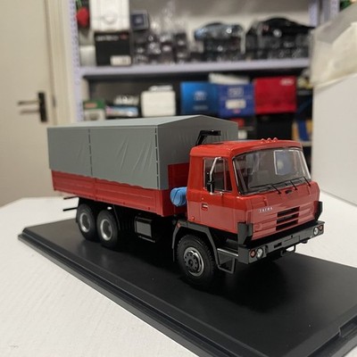 PremiumClassiXXs 1:43 Tatra Tatra 815 V26 Truck Car Model Red