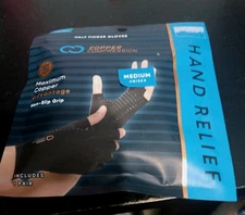 Copper Compression - Copper Infused Arthritis Half Finger Gloves - Medium