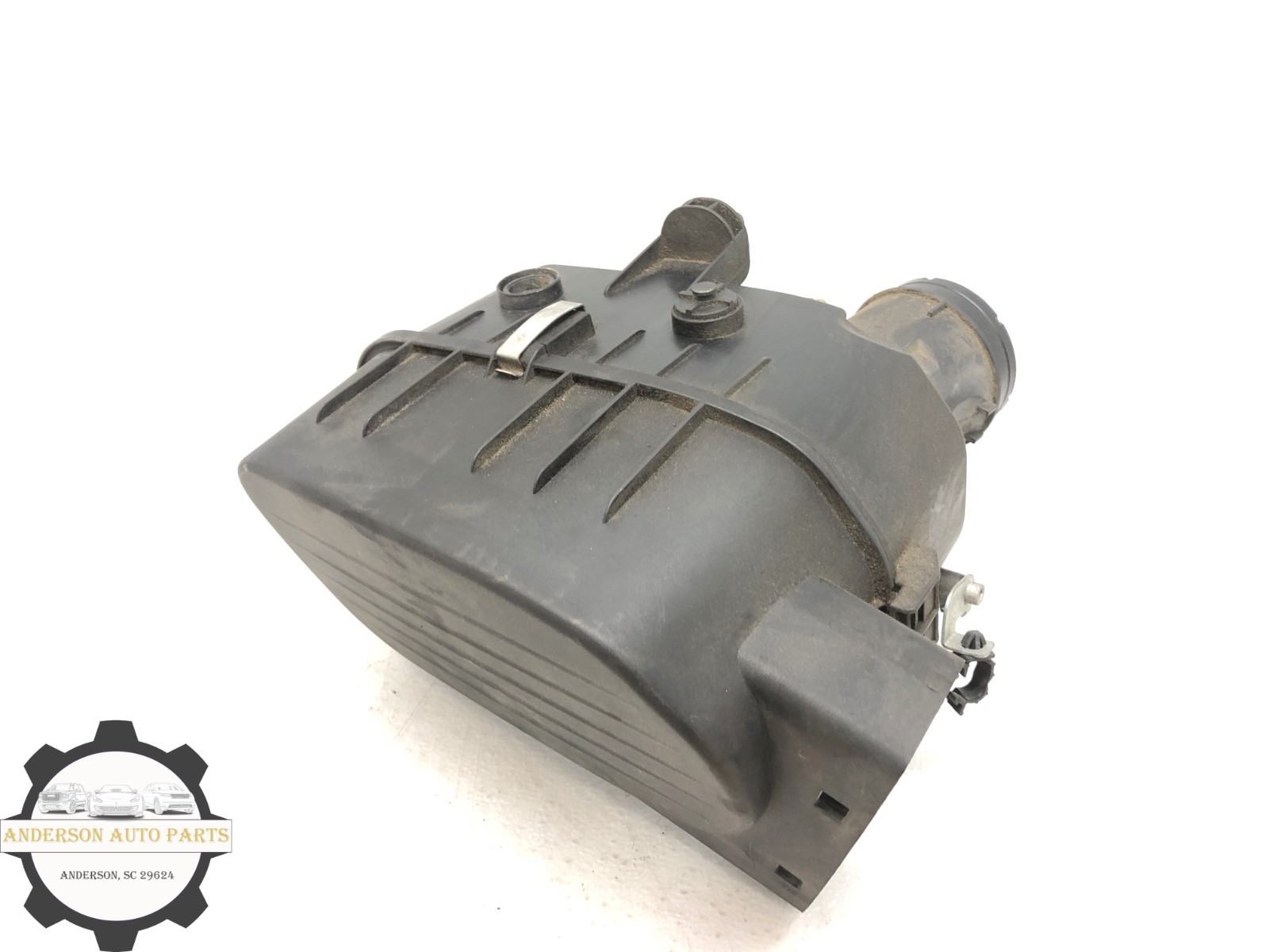 2014-2020 MASERATI QUATTROPORTE 3.0L RIGHT PASS AIR CLEANER FILTER HOUSING OEM