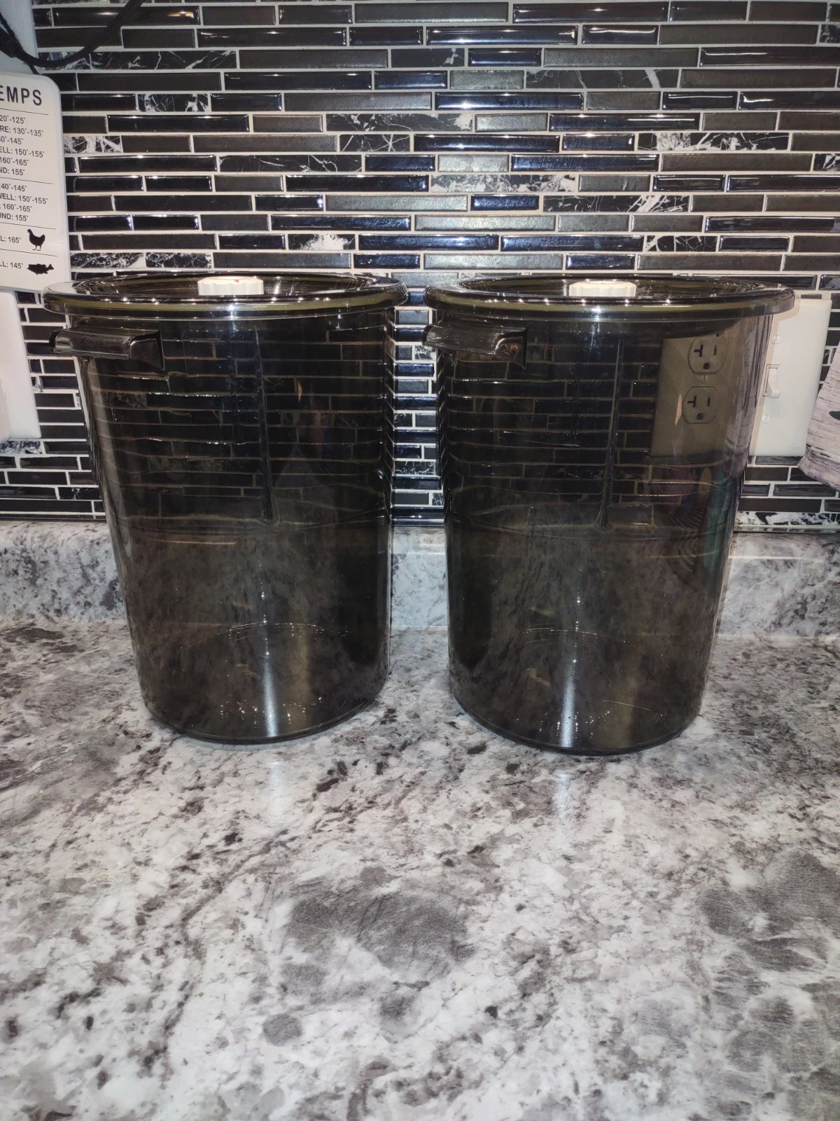 TILIA Foodsaver Bulk Food Vacuum Canisters w/ Lids Made in USA 8, 6, 2 Quart
Opens in a new window o