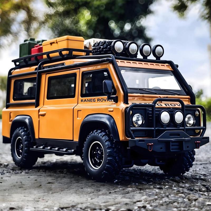 1:32 Land Rover Defender Off-road Diecast Model with Sound & Light - Kids Gift