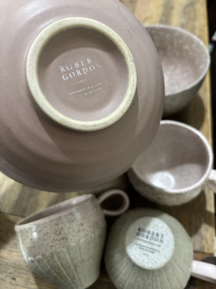 Robert Gordon mugs And bowls  - image 2 of 3