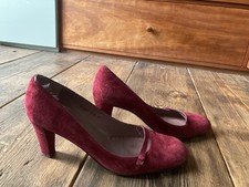Red suede high heeled 1940s style court shoe size 40 / 7