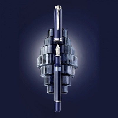 Pelikan M815 Metal Striped Blue Broad Fountain Pen Special Edition B nib