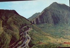 vtg postcard ENTRANCE TO PALI TUNNEL WINDWARD SIDE OF OAHU HAWAII MIKE ROBERTS