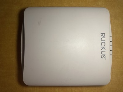 Ruckus R650 Wireless Access Point 802.11ax WIFI 6 4x4 901-R650-US00